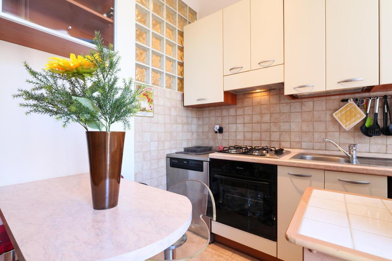 Apartmán Primopiano - Tertulliano Milán Exteriér fotografie